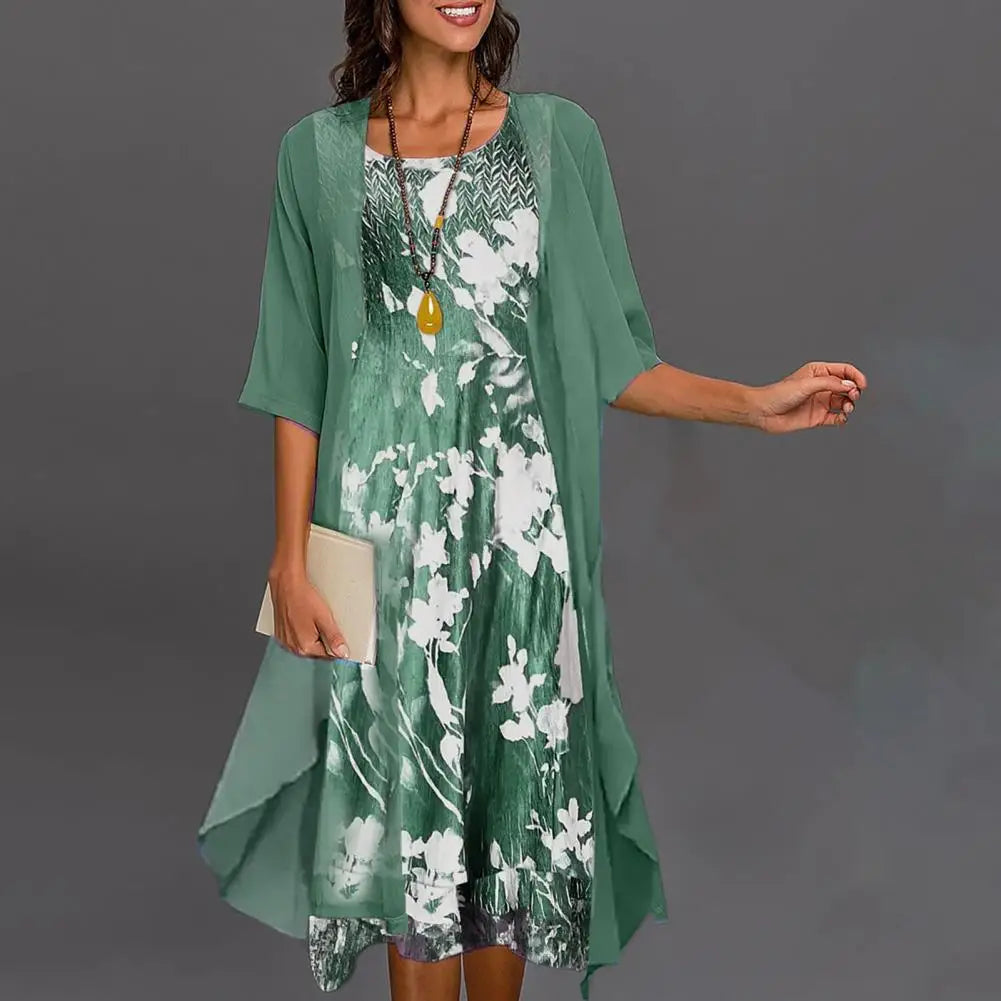 Stylish Three-Quarter Sleeve Dress Featuring an Elegant Floral Print