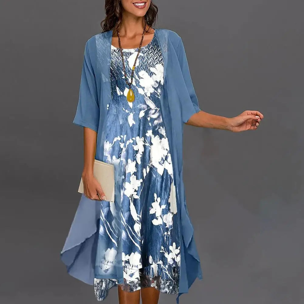 Stylish Three-Quarter Sleeve Dress Featuring an Elegant Floral Print