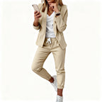 Chic Women's Blazer and Jogger Set – Coordinated Blazer and Pant Ensemble