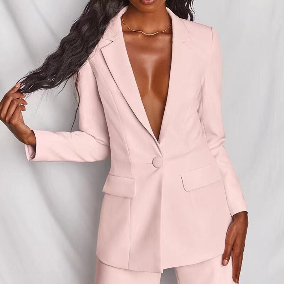 Hayley - Chic Women's Blazer and Trouser Set